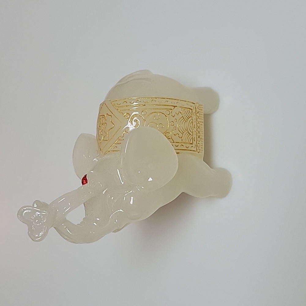 Feng Shui Set of 3 White Jade Elephant Figurines with Gold Accents - Picture 10 of 11